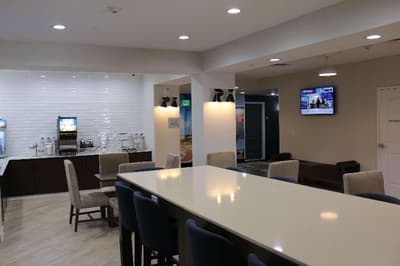 Best Western Plus New Barstow Inn & Suites