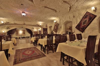 Fosil Cave Hotel