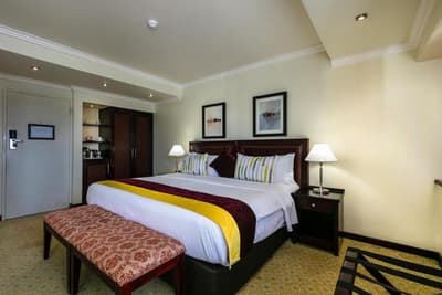 Cresta President Hotel