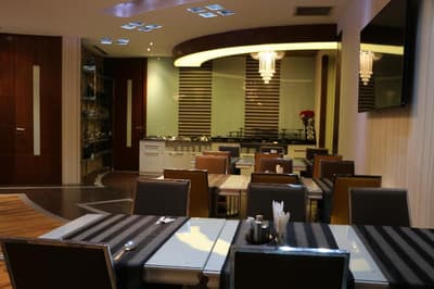 Business Grand Hotel