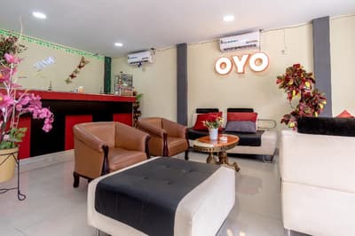 Super OYO 283 Helvetia Residence