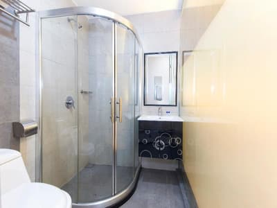 Super OYO 340 Comfort Hotel