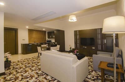 Al Murooj Grand Hotel