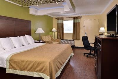 Americas Best Value Inn Suites Winona