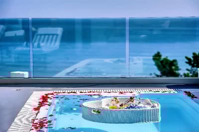 Panorama Suites & Spa