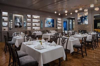 Autograph Collection The Drake Oak Brook