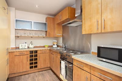 Luxurious Lawrence House Serviced Apartment