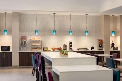 La Quinta Inn Suites By Wyndham I 20