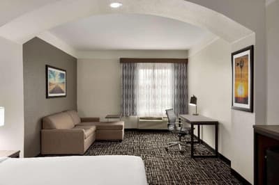 La Quinta Inn Suites By Wyndham I 20