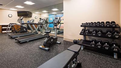 Best Western Plus Isanti