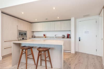 Hyde Beach Condos By Ammos Vr