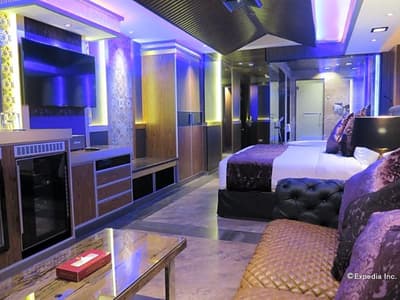Abc Hotel