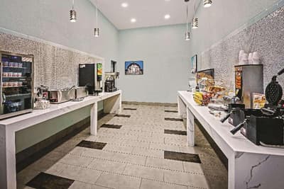 Spark by Hilton San Antonio Dominion