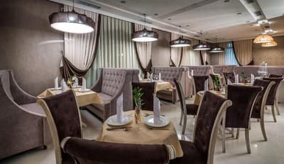 Aster Hotel Group Deluxe E