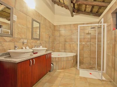 Royale Marlothi Safari Lodge