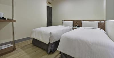 Shihlin Service Apartment
