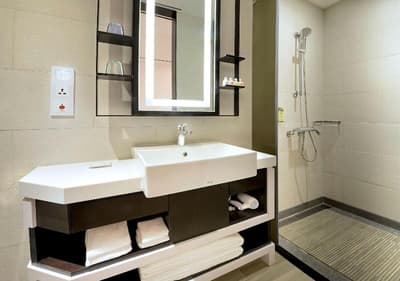 Uinn Business Hotel - Taipei Shilin