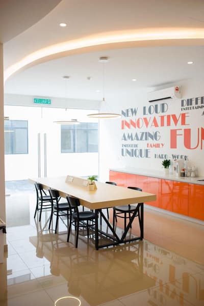 Orange Hotel Klia Klia2