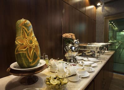 Palms Lily Hotel Suites