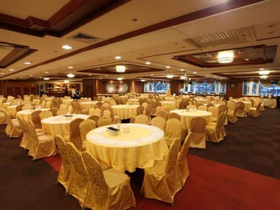 Uni Resort- Lukang