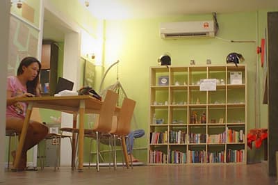 The Travel Hub Guesthouse