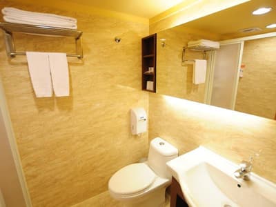 Kindness Hotel Houyi Jiuru