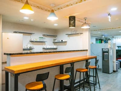 Gwawa Hotel