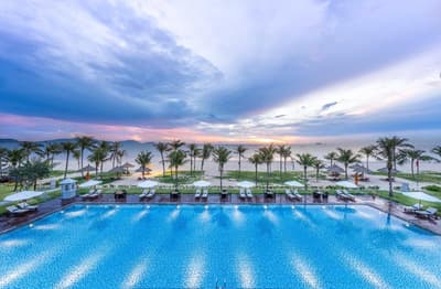 Vinpearl Resort Spa Long Beach Nha Trang
