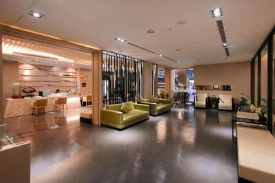 Kiwi Express Hotel-Kaohsiung Station