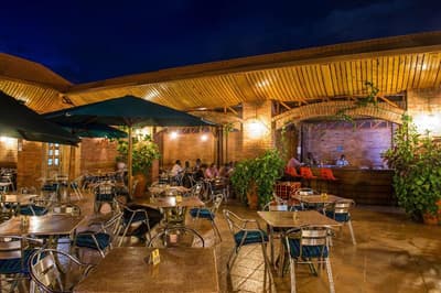 Hotel Chez Lando