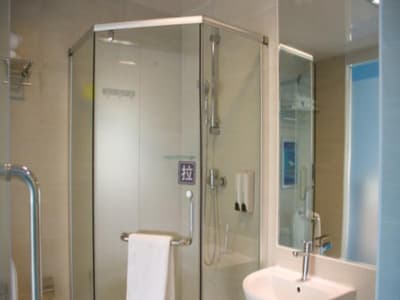 7 Days INN Shenzhen Longhua