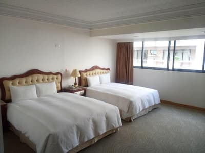 Hua Tong Hotel