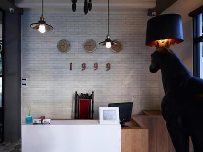 1999 Bed and Breakfast