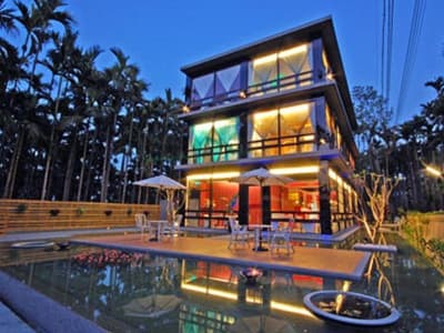 Full House Bed And Breakfast