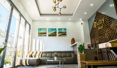 Richy Hotel