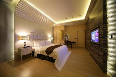 Dubai Villa Motel