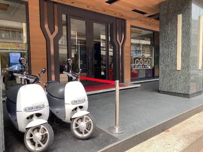 Gogo Hotel