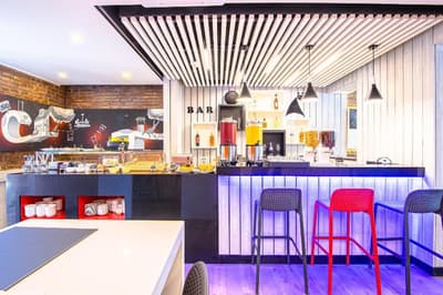 Hostal Boutique Black Cat