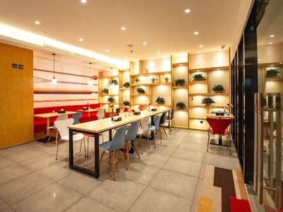 Ibis Wuxi NanChang St. Taihu Square Subway Station