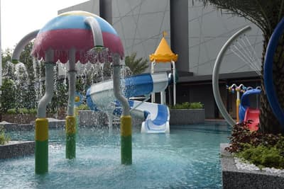 Vangohh Eminent Hotel Spa