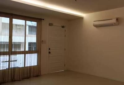 Island Hostel Bayan Lepas Airport by ZUZU