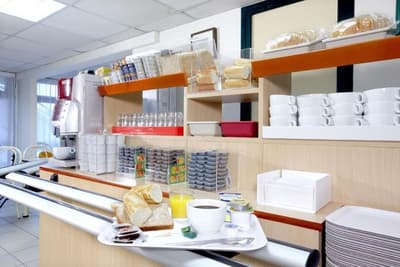 Premiere Classe Angers Sud Les Ponts De Ce