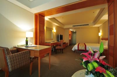 Banqiao Forward Hotel
