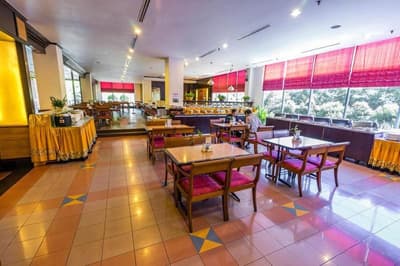 Crystal Crown Hotel Harbour View Port Klang