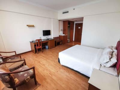 Crystal Crown Hotel Harbour View Port Klang