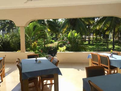 Oceanic Bay Hotel And Resort