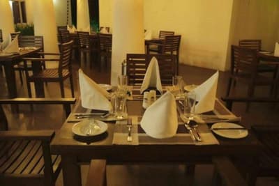 Tamarind Tree, Thissamaharama