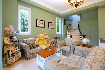 Dancing Butterfly Family Inn