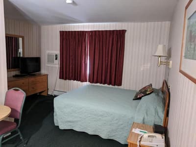 Stowe Motel Snowdrift