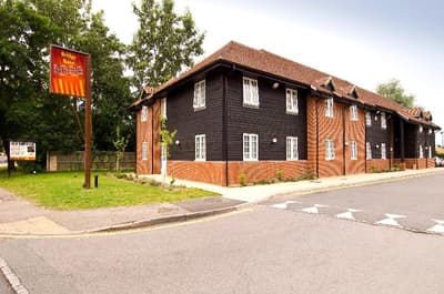 Premier Inn Woking West - A324